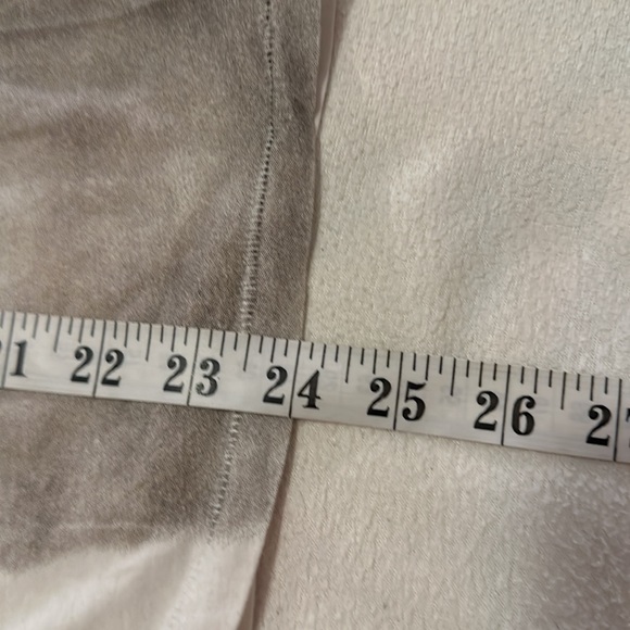 EUC 'Shut the Door' Joe Fresh tshirt size large - Picture 6 of 6